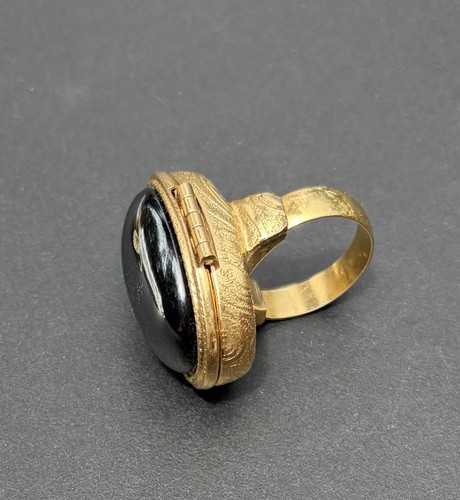 Medaglione anello profumo - , avon
