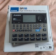 Alesis sr18 drum machine - alesis,