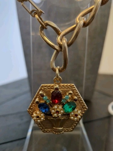Bracciale con ciondolo - , cesto