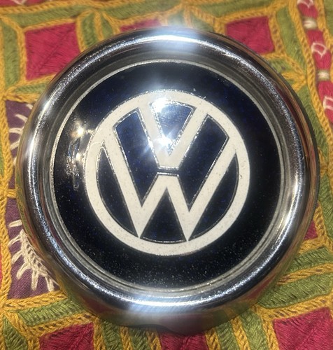 Original hood badge - original,