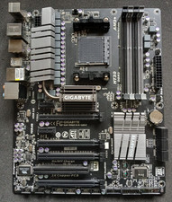 GIGABYTE GA-990FXA-UD3 (Rev 4.0), scheda madre ATX socket AMD AM3+