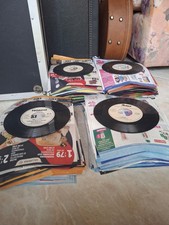 LOTTO DI 210 DISCHI 45 GIRI DA