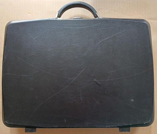 Valigetta ore rigida nera - 24,