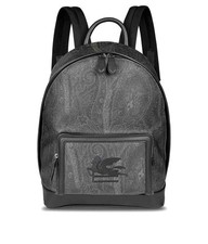 Zaino nuovo con etichette