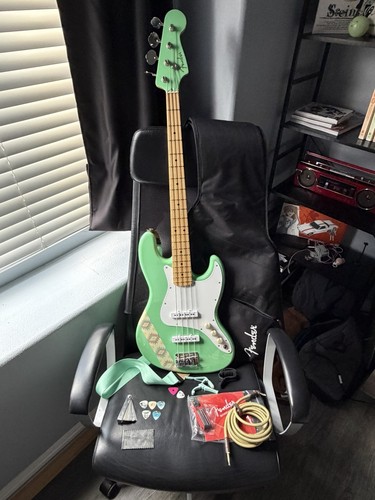 Fender japan silent siren - japan,