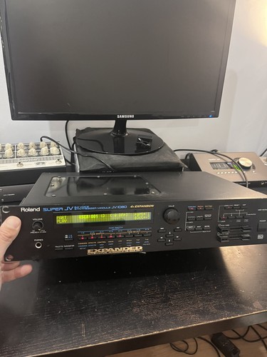 Roland 1080 64 - ,