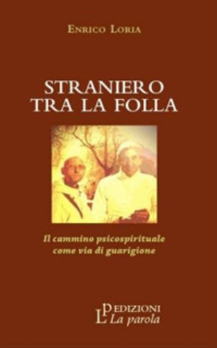Straniero tra folla il - tra, folla.