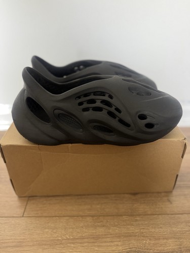 Yeezy foam runner onyx - yeezy,
