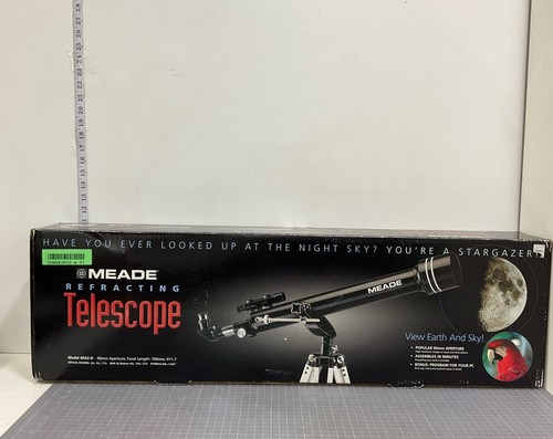 Meade refracting telescope - refracting,