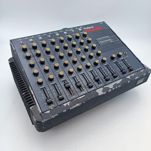 Roland cpm 120 - powered, 8
