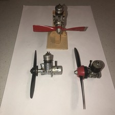 Lotto di (3) motori aerei