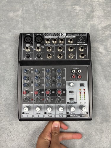 Behringer xenyx q802usb mixer - behringer,