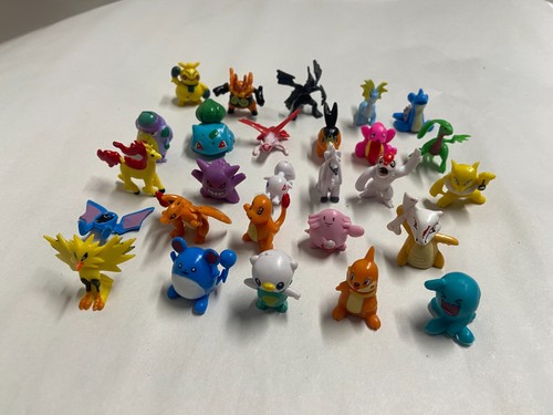 Lotto figurine giocattoli - 27,