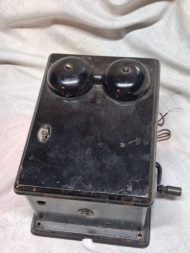 Antico telefono magneto - antico,