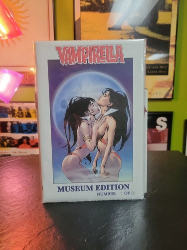 Vampirella museum edition - museum,