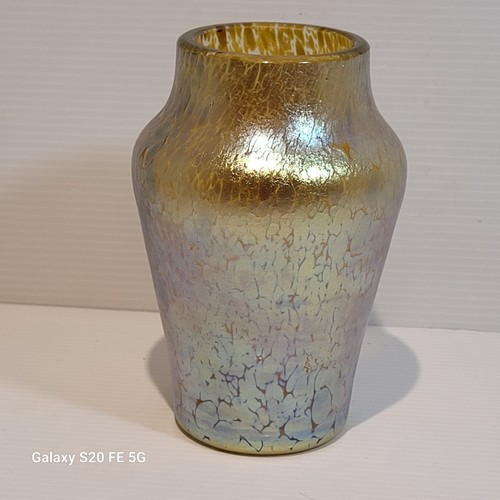 Loetz vase papillon - papillon, irisée