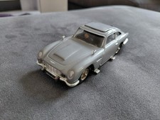 Aston martin james bond - 5,