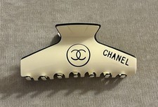 Grande clip artiglio capelli Chanel Beauty crema nero GWP NUOVO SENZA ETICHETTE