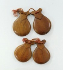 NACCHERE SPAGNOLE IN LEGNO MASSELLO - (vintage)