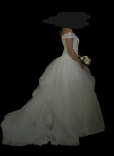 Abito vestito sposa con - sposa, velo