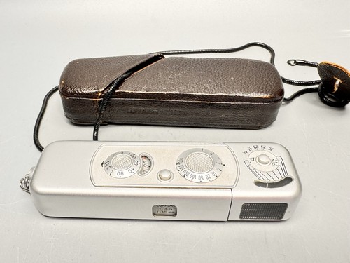 Macchina fotografica minox - minox, b