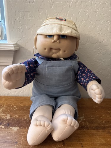 Bambola scultura morbida