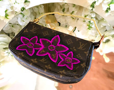 Louis Vuitton Pochette