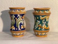 Coppia di vasi in ceramica