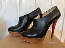 CHRISTIAN LOUBOUTIN Moulage