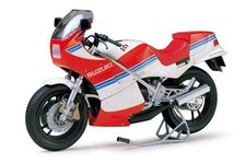 TAMIYA MODEL KIT - Suzuki