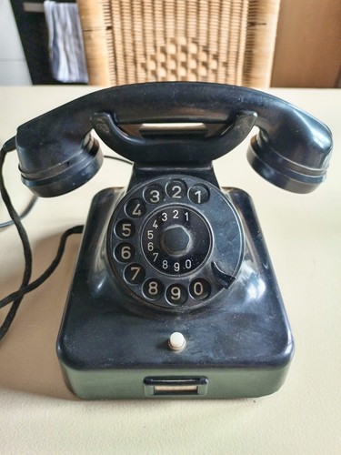 Altes telefon bakelit - telefon,