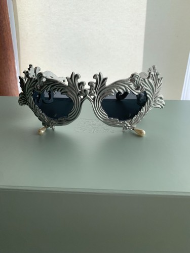 Nuovi occhiali sole linda - nuovi,