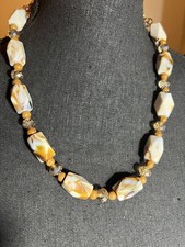 COLLANA LUNGA 55 CM CON PERLE ROTONDE E SFACCETTATE