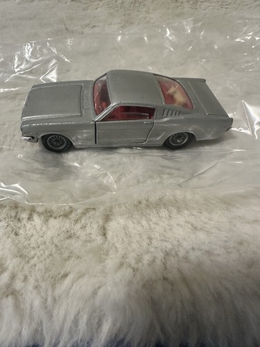 Corgi toys ford mustang 2 - toys, 2+2