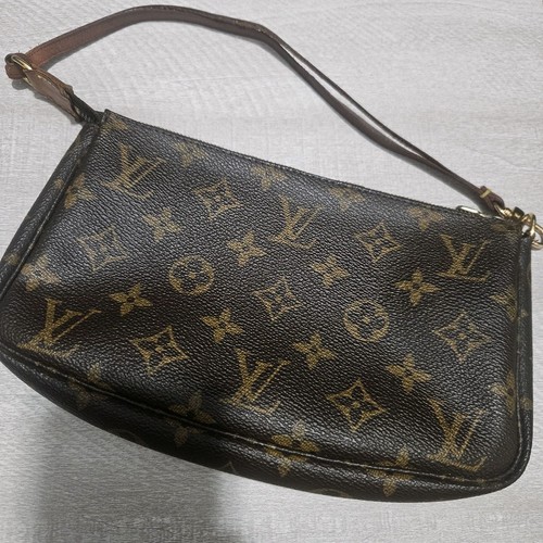 Pochette louis vuitton - pochette,