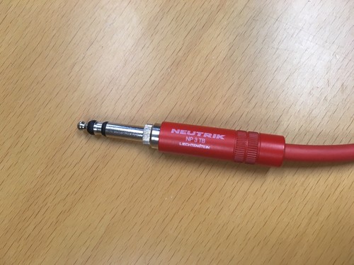 Red patch cord neutrik - patch,