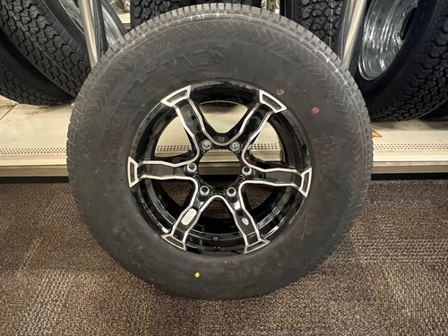 New arrowhead trailer tire - *new*,