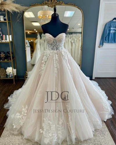 Abito sposa floreale di - sposa,