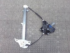 Regolatore porta posteriore destra TOYOTA Yaris 2021 85710K0080 [Usato] [PA116531070]