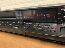 SONY SLV-825