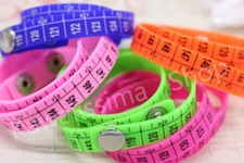 Bracciale doppio giro fantasia METRO in gomma chiusura a bottone colore a scelta