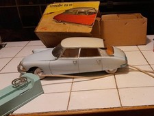 CITROEN DS 19