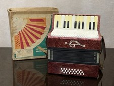 Incredibile originale Unione Sovietica bambini Bayan Acardion URSS Kremennoe, anni 70