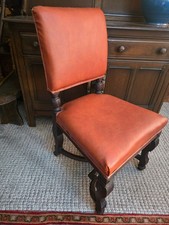 Sedia da scrivania/laterale rinascimentale francese imbottita in vinile ambrato