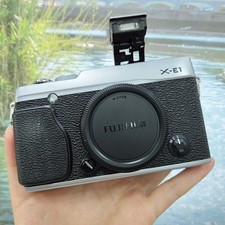 Fujifilm XE1 16.3MP Mirrorless