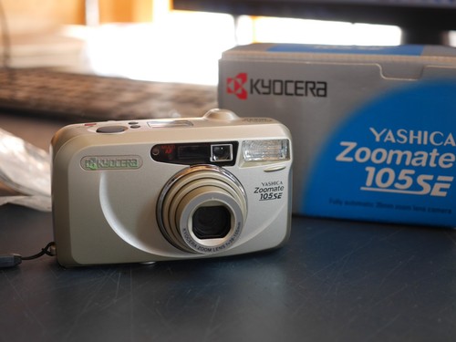 Kyocera yashica zoomate 105se - yashica,