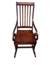 Sedia a dondolo vintage in