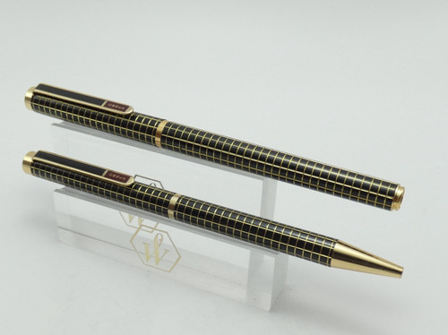 Owner black chequered - black,