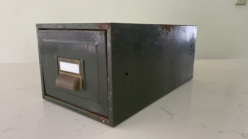 Cassettiera riempimento - di,
