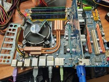 Gigabyte GA-EP45-DS4 + Intel